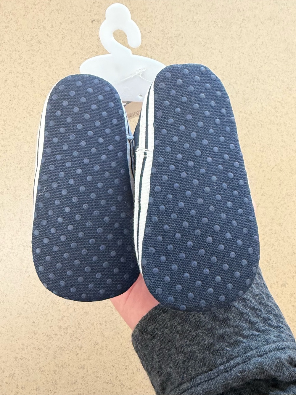 Rising Star Baseball Embroidered Slip On Shoes Toddler Size 2 6-9
Months - Picture 3 of 4